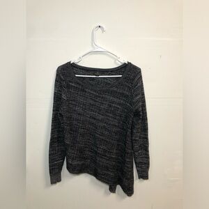 Worthington Chic Black and Gray Women’s Sweater Size Medium